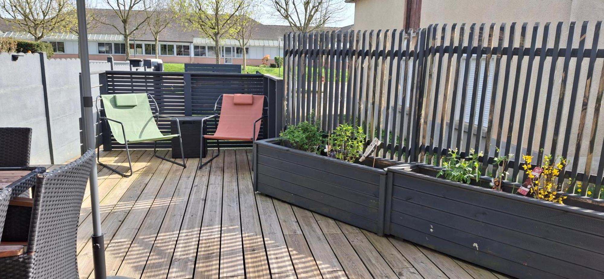 La Maison Du 37 Avec Terrasse Et Jardinet Breteil